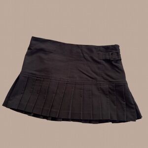 Black Pleated Women's Skirt